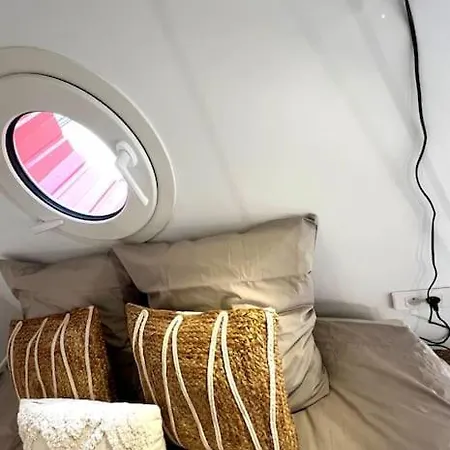 Дом отдыха Casita: Maison Duplex +parking/terrasse/netflix Труа