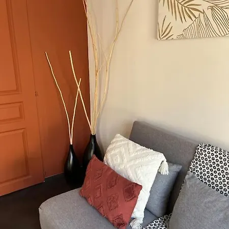 Casita: Maison Duplex +parking/terrasse/netflix *