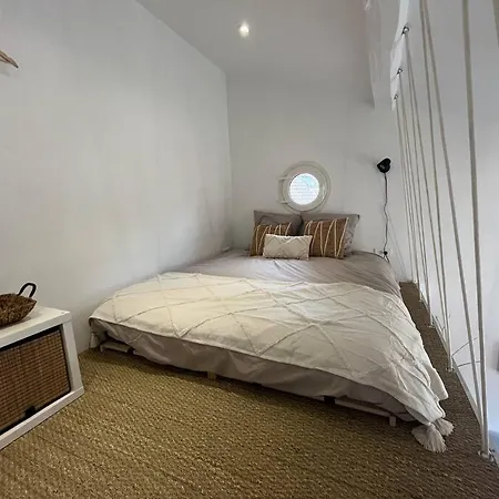 Casita: Maison Duplex +parking/terrasse/netflix